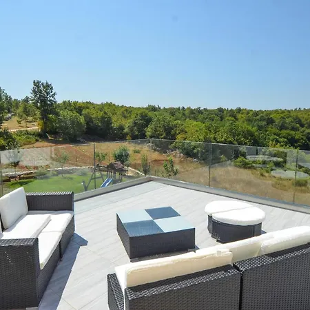 Lovely In With Kitchen Holiday home Kanfanar